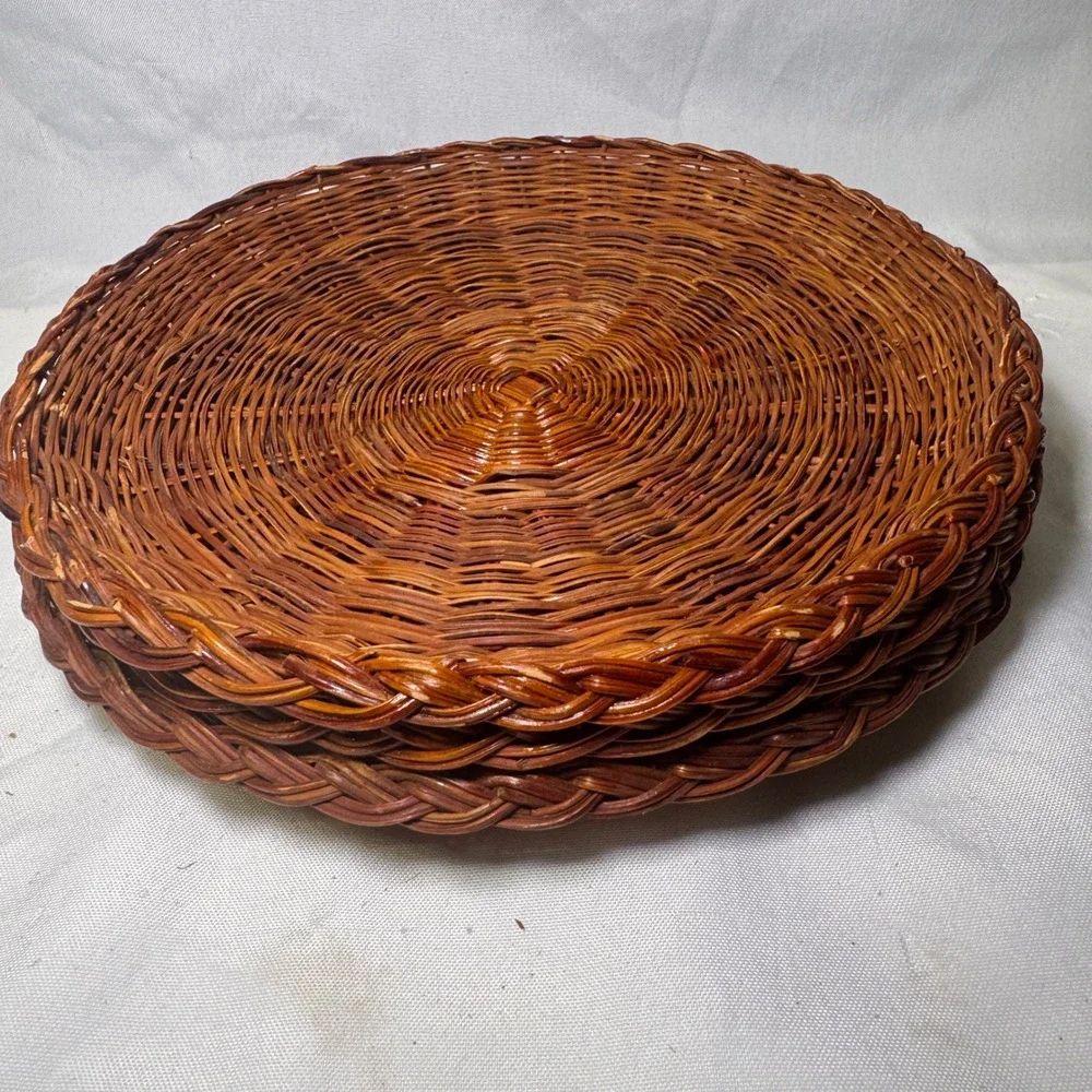 Vintage Woven Wicker Rattan Placemats Set of 4 Round Brown Braided Edge Chargers